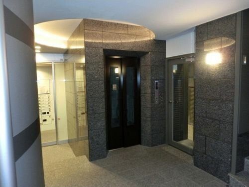 ロビー　２４時間換気システム完備