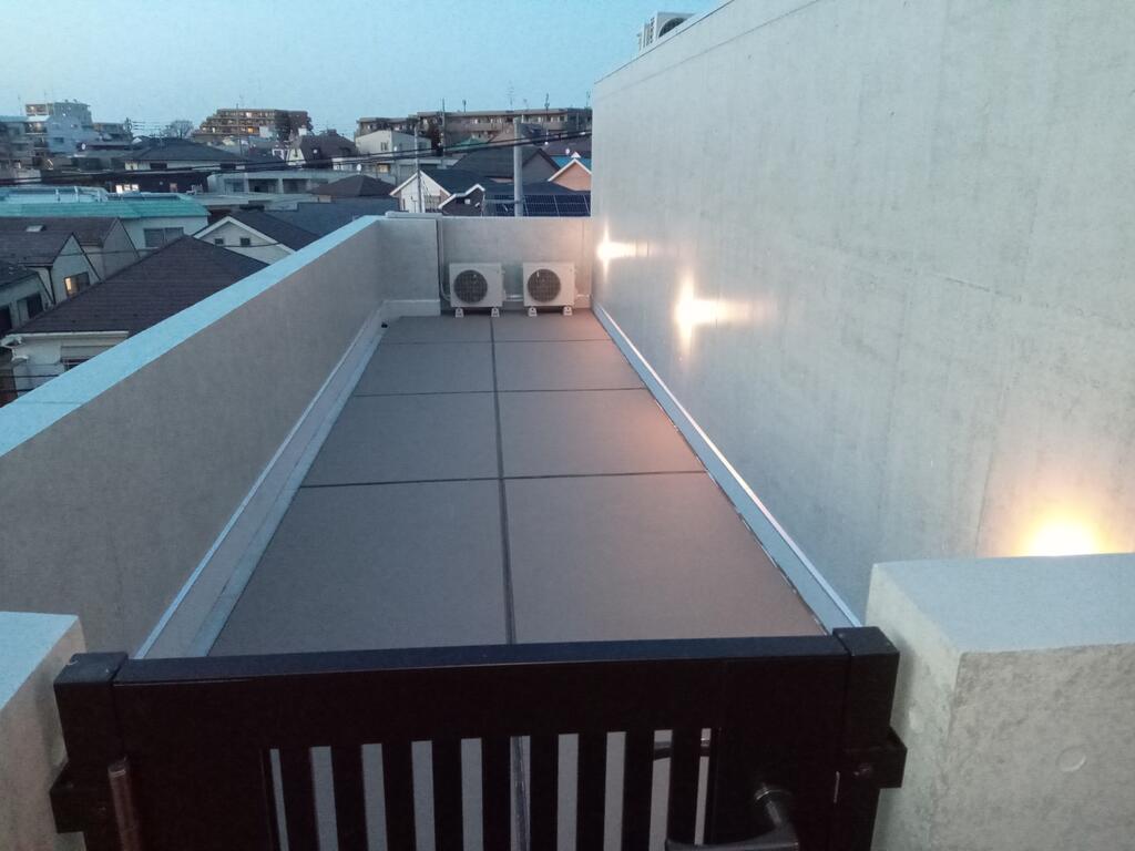 その他共有部分　４階にドッグランとしても利用できるスカイテラスを設置