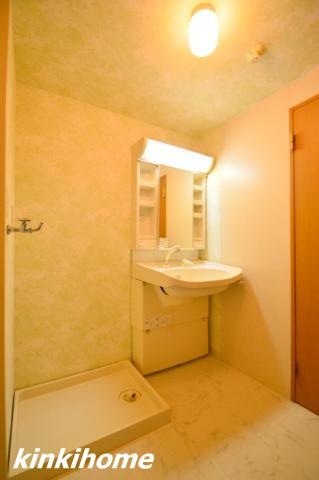 洗面設備　写真は別のお部屋です。※現況を優先※現況を優先ください