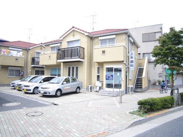 駐車場　敷地内に駐車場