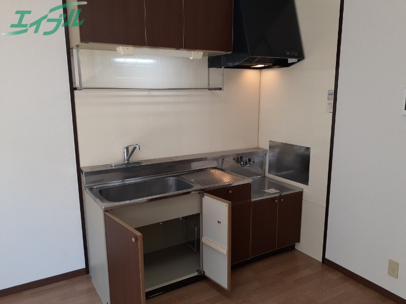 キッチン　同型参考写真