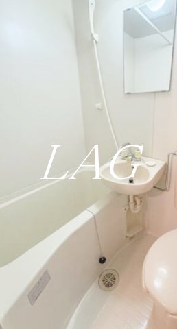 バス・シャワールーム　お風呂です。