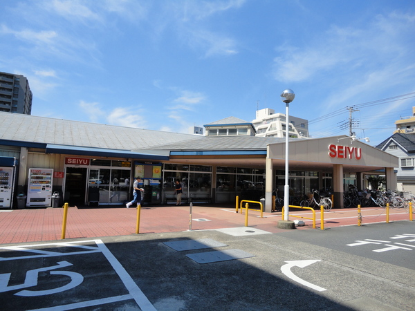 スーパー　西友南浦和店（スーパー）まで408m