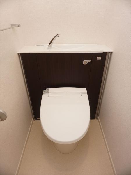 トイレ　トイレ