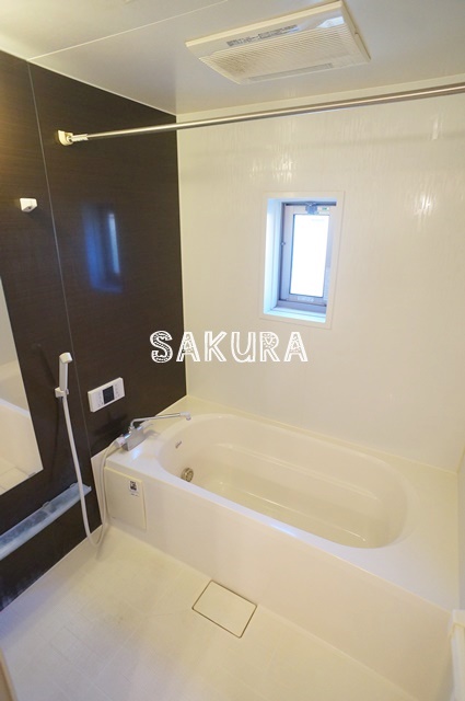 バス・シャワールーム　日々の疲れを癒すお風呂です♪