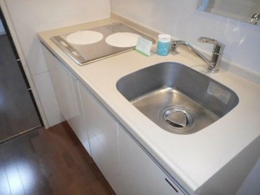 キッチン　同タイプ別部屋のお写真（色合い等が異なる場合が御座います）