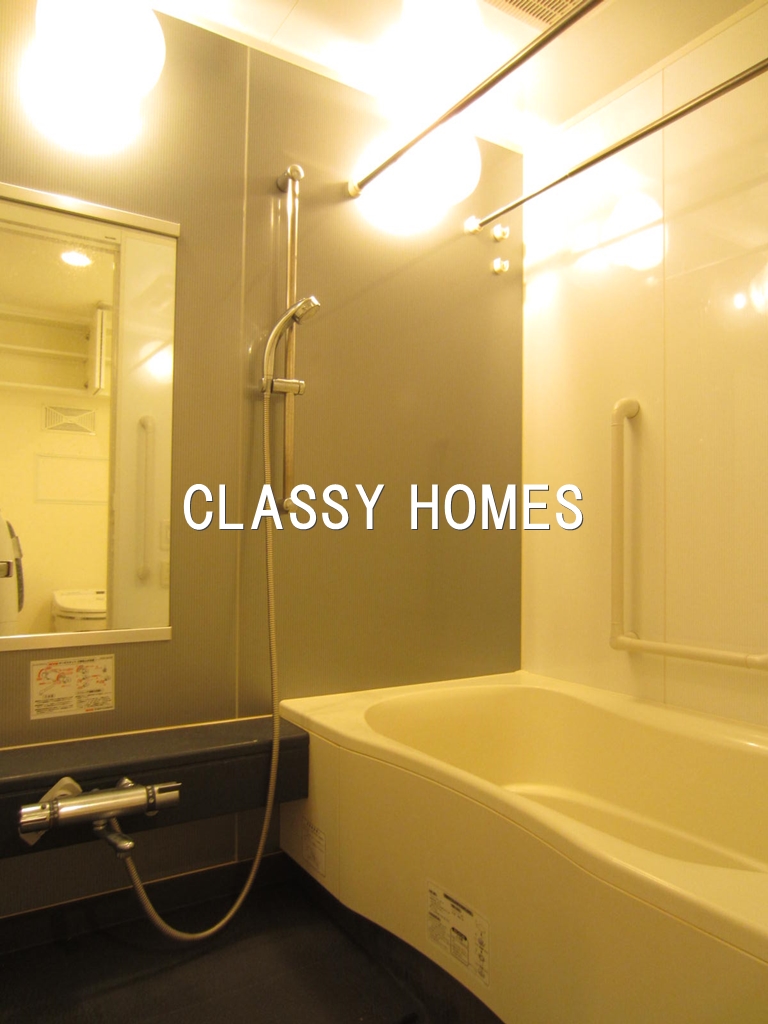 バス・シャワールーム　2005年竣工カスタリア銀座III：バス