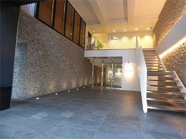 ロビー　エントランス