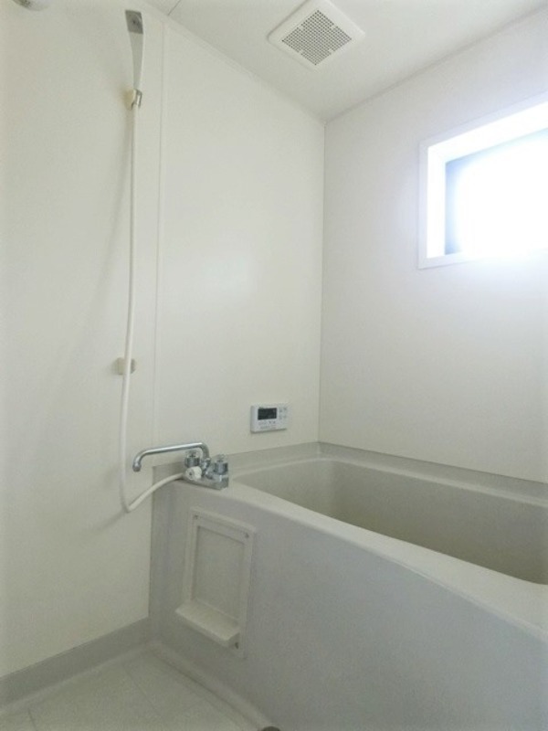 バス・シャワールーム　図面と現状に相違がある場合には現状を優先