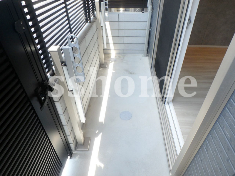 バルコニー　バルコニー