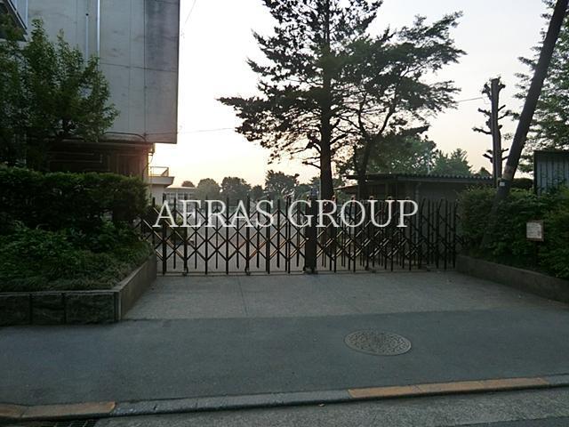 小学校　立川市立第八小学校（小学校）まで666m