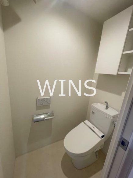 トイレ　別部屋参考写真です。