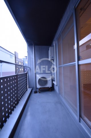 トイレ　プリエール京町堀　バルコニー