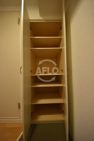 収納　プリエール京町堀　収納