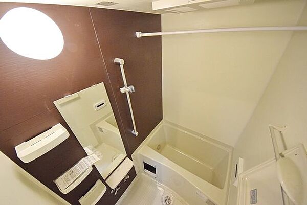 バス・シャワールーム　※別部屋の参考写真です。