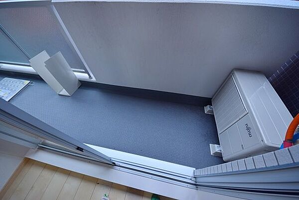 バルコニー　※別部屋の参考写真です。