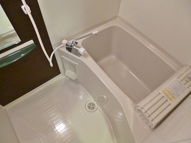 バス・シャワールーム　バスルームには浴室暖房、乾燥機付き！