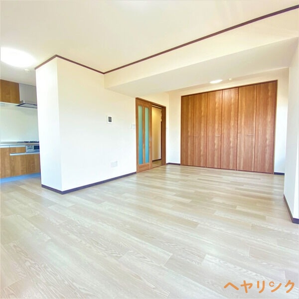 居室・リビング　同タイプ別号室の写真使用