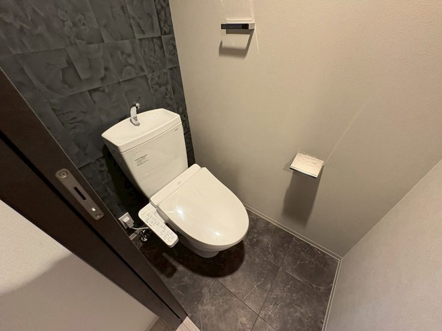 トイレ　別号室の写真です