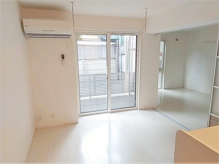 居室・リビング　10畳のリビングです。