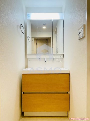 洗面設備　同マンション別部屋参考写真