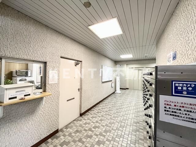 ロビー　落ち着いたロビーです