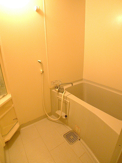 バス・シャワールーム　バスルーム