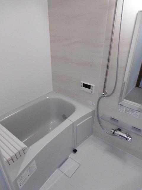 バス・シャワールーム　バスルーム