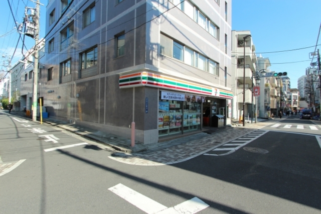 コンビニ　セブンイレブン元代々木町店（コンビニ）まで567m