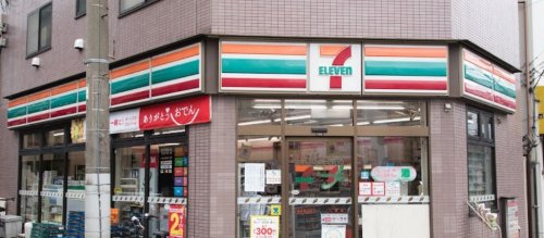 コンビニ　セブンイレブン 墨田菊川店（コンビニ）まで386m