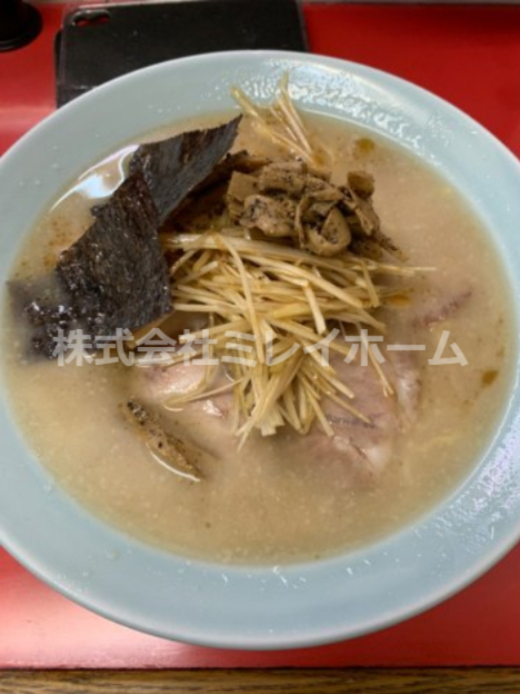 飲食店　グッドモーニングラーメンショップ（飲食店）まで524m