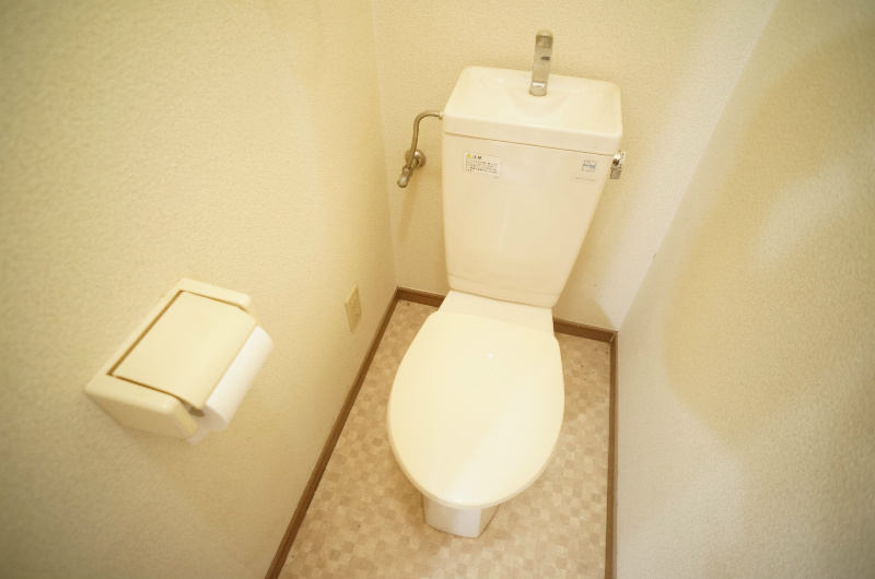 トイレ　別号室