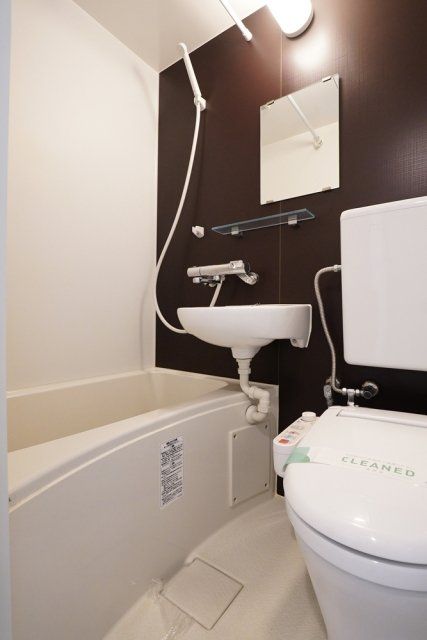 バス・シャワールーム