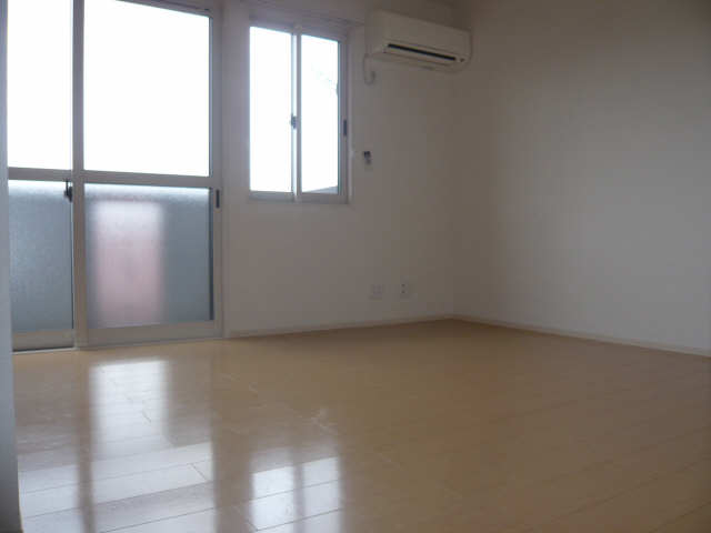 居室・リビング　玄関