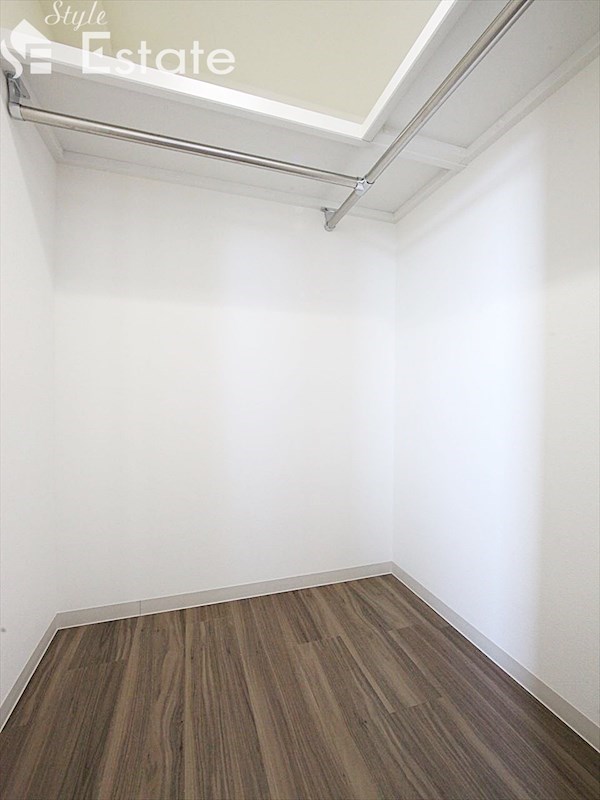 収納　ウォークインクローゼット