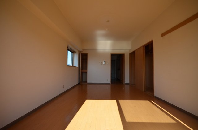 居室・リビング　別号室の写真です