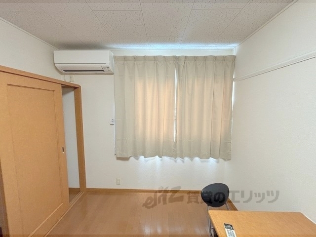 居室・リビング　洋室