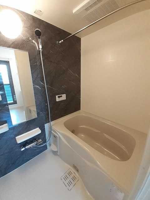 バス・シャワールーム　※同施工会社イメージ