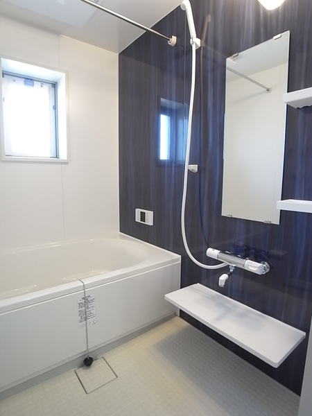 バス・シャワールーム　同タイプ