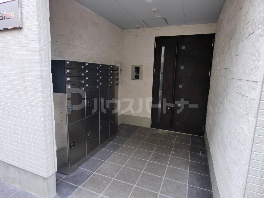 エントランス　エントランス