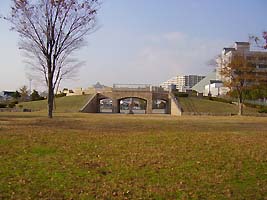 公園　井吹台中公園（公園）まで918m