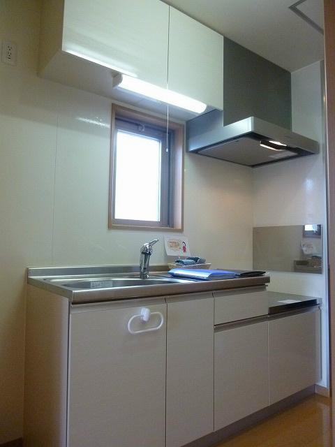 キッチン　写真は103号室です