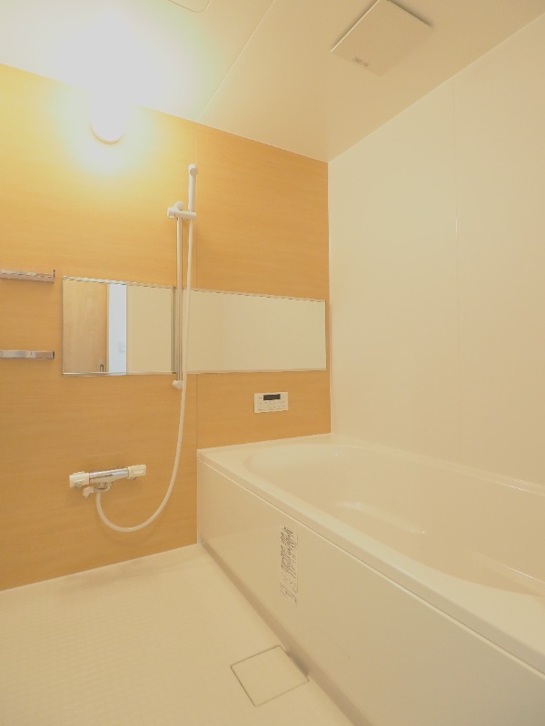 バス・シャワールーム　※反転タイプのお部屋