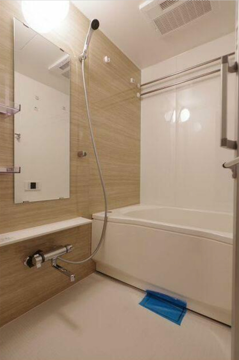 バス・シャワールーム　風呂