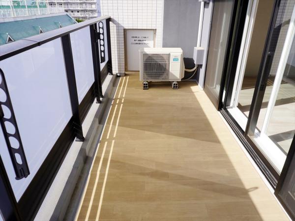 バルコニー　バルコニー（テラス）