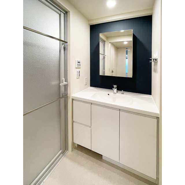 洗面設備　使いやすい洗面所です