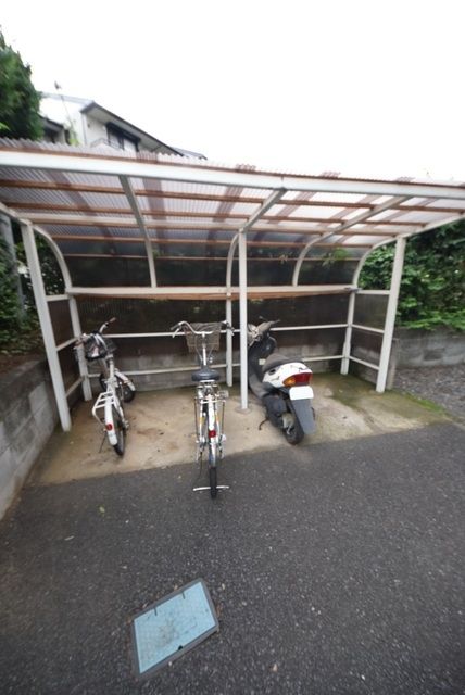 その他共有部分　♪屋根付き駐輪場♪