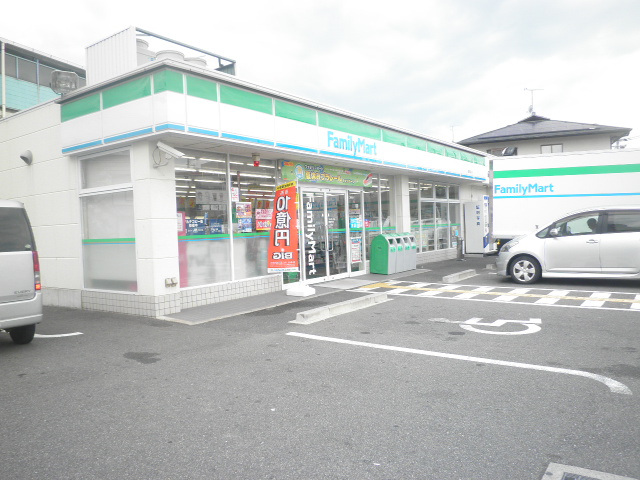 コンビニ　ファミリーマート橿原四条店（コンビニ）まで295m