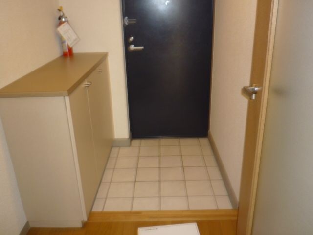 玄関　※別部屋参照