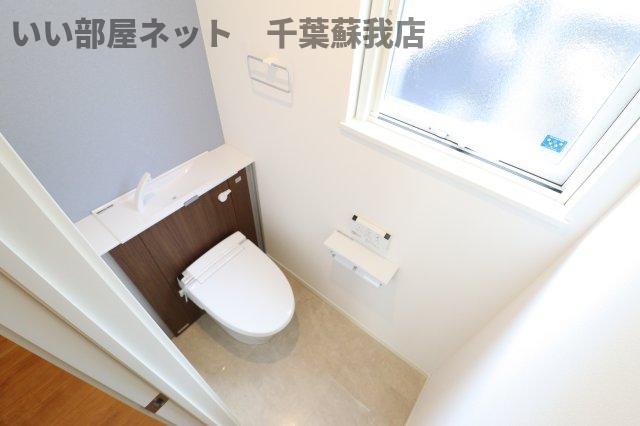 トイレ　落ち着いたトイレです